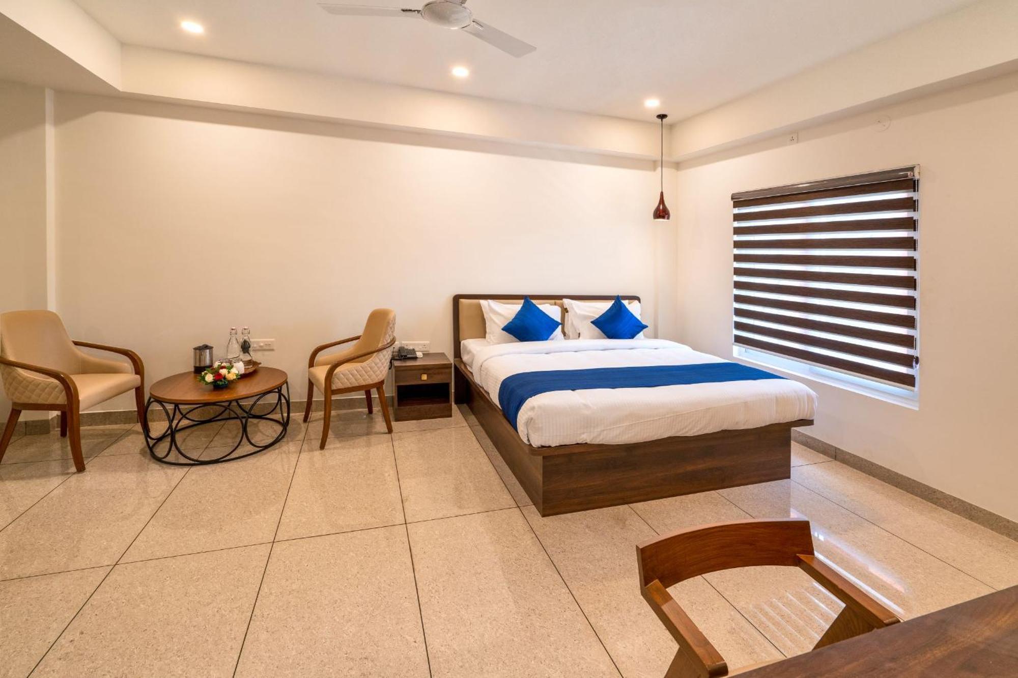Kumbanad Heritage Hotel Vennikulam Exteriör bild